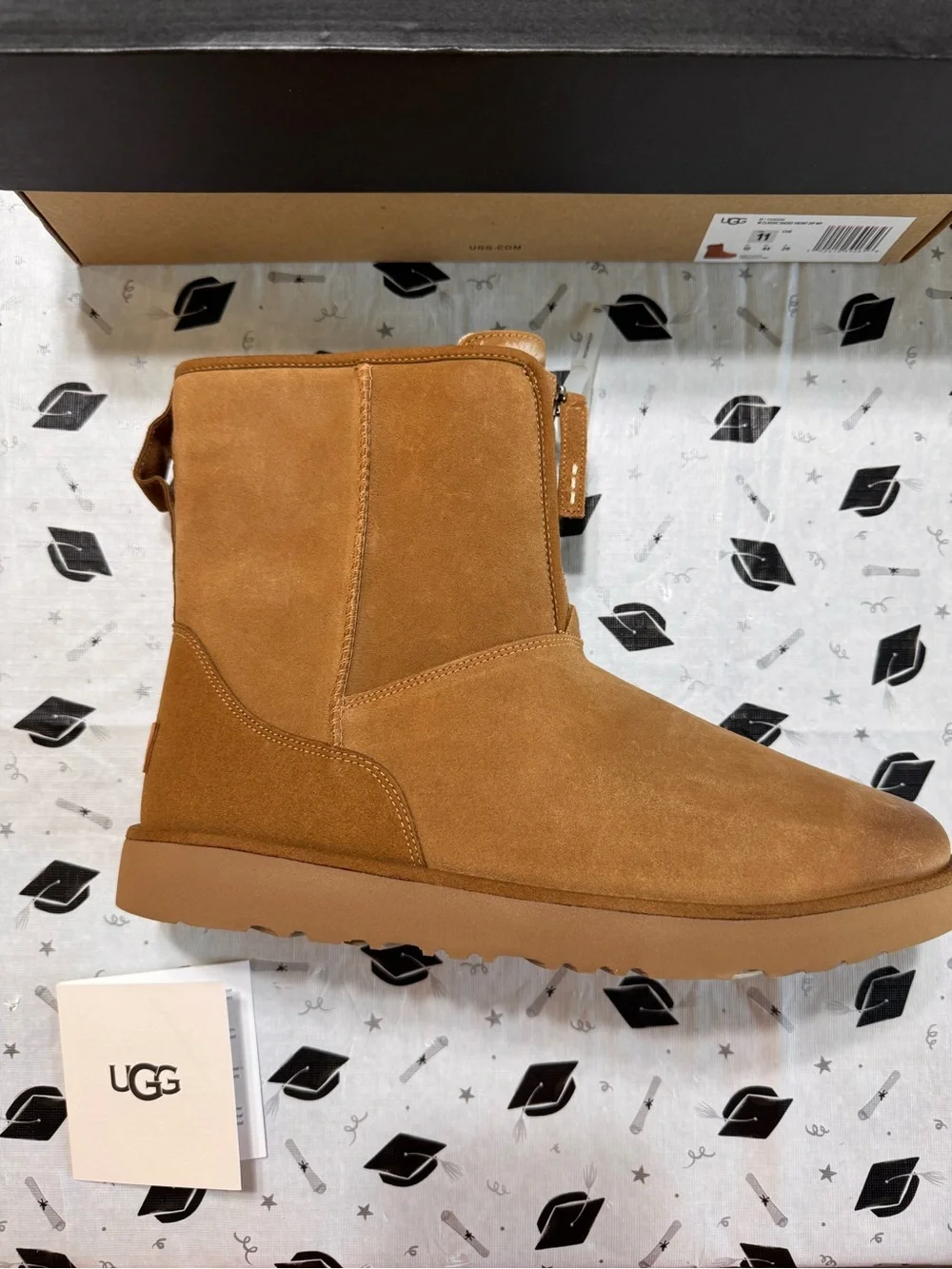 UGG Men's Short Classic Short Front Zip RIGHT BOOT ONLY- Beige